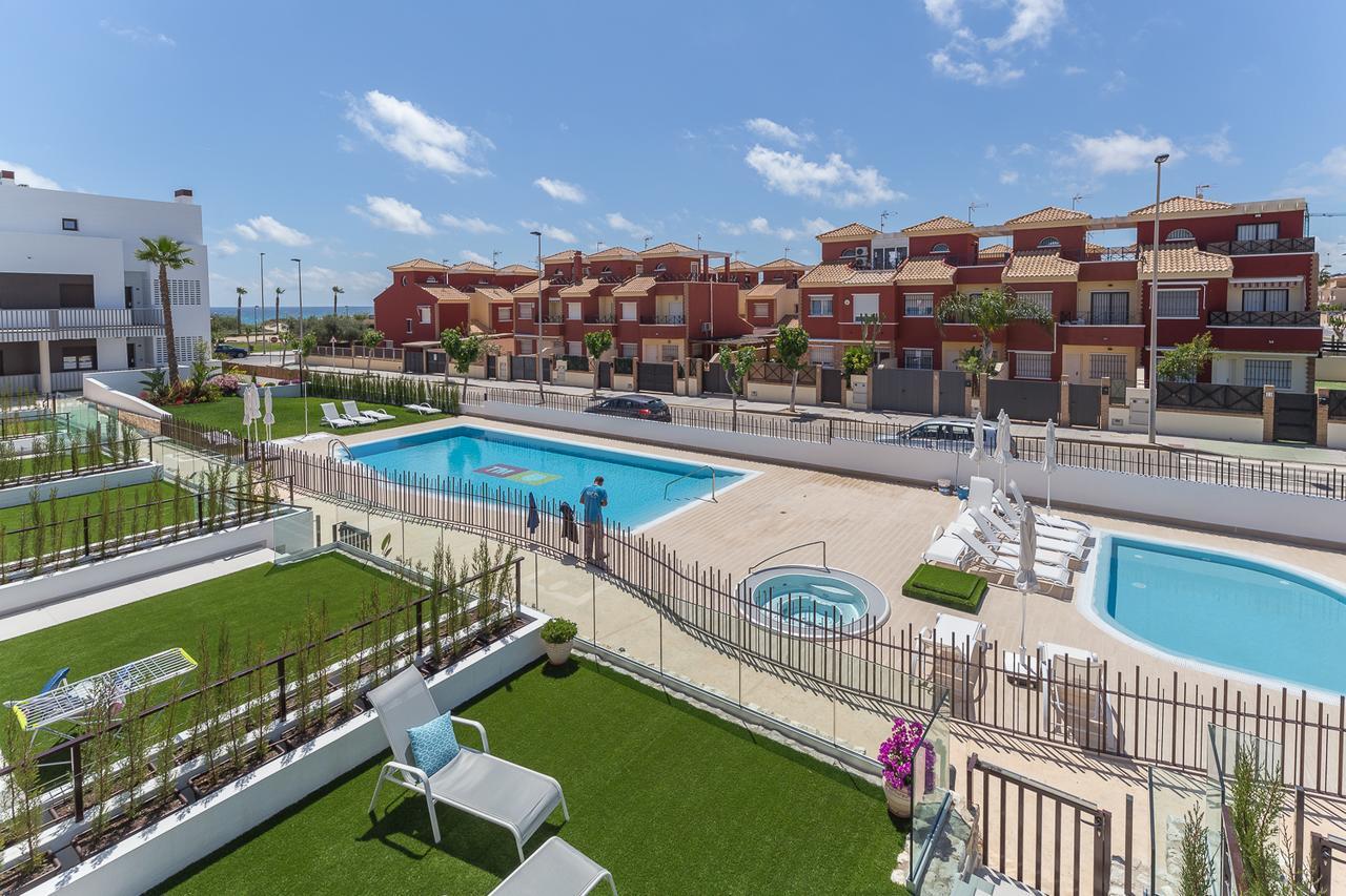 La Belle Plage By Mar Holidays Пилар де ла Горадада Экстерьер фото